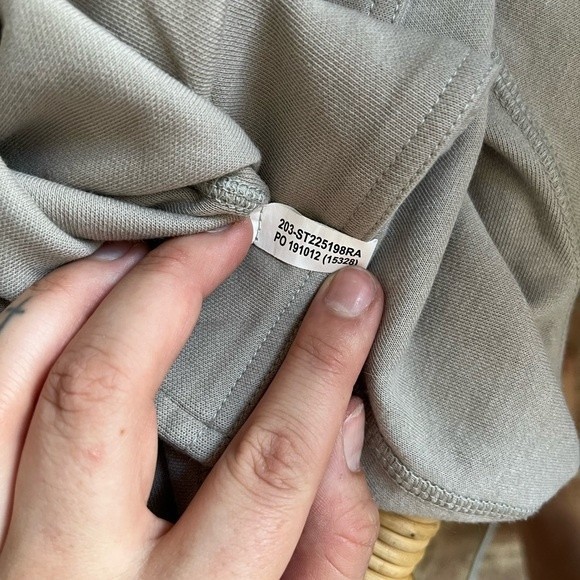 Tommy Bahama Quarter Zip Sweatshirt - Picture 7 of 9